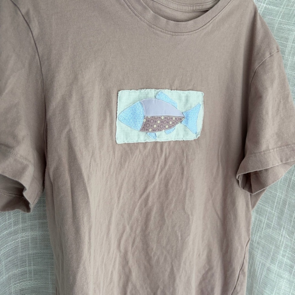 Handmade Fish Patchwork Skims Medium Shirt - Picture 5 of 5